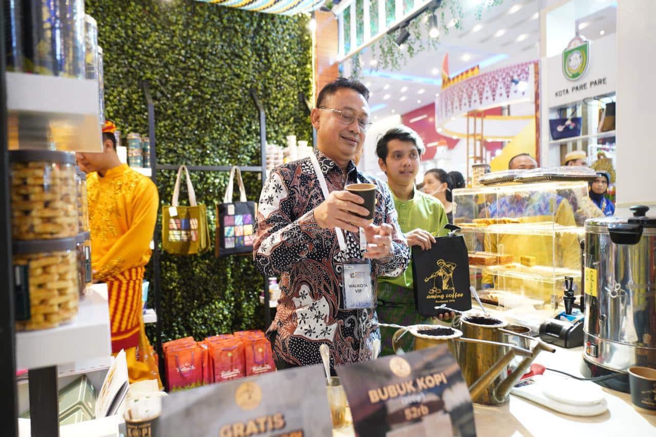 Produk UMKM Pontianak Curi Perhatian di Indonesia City Expo Surabaya