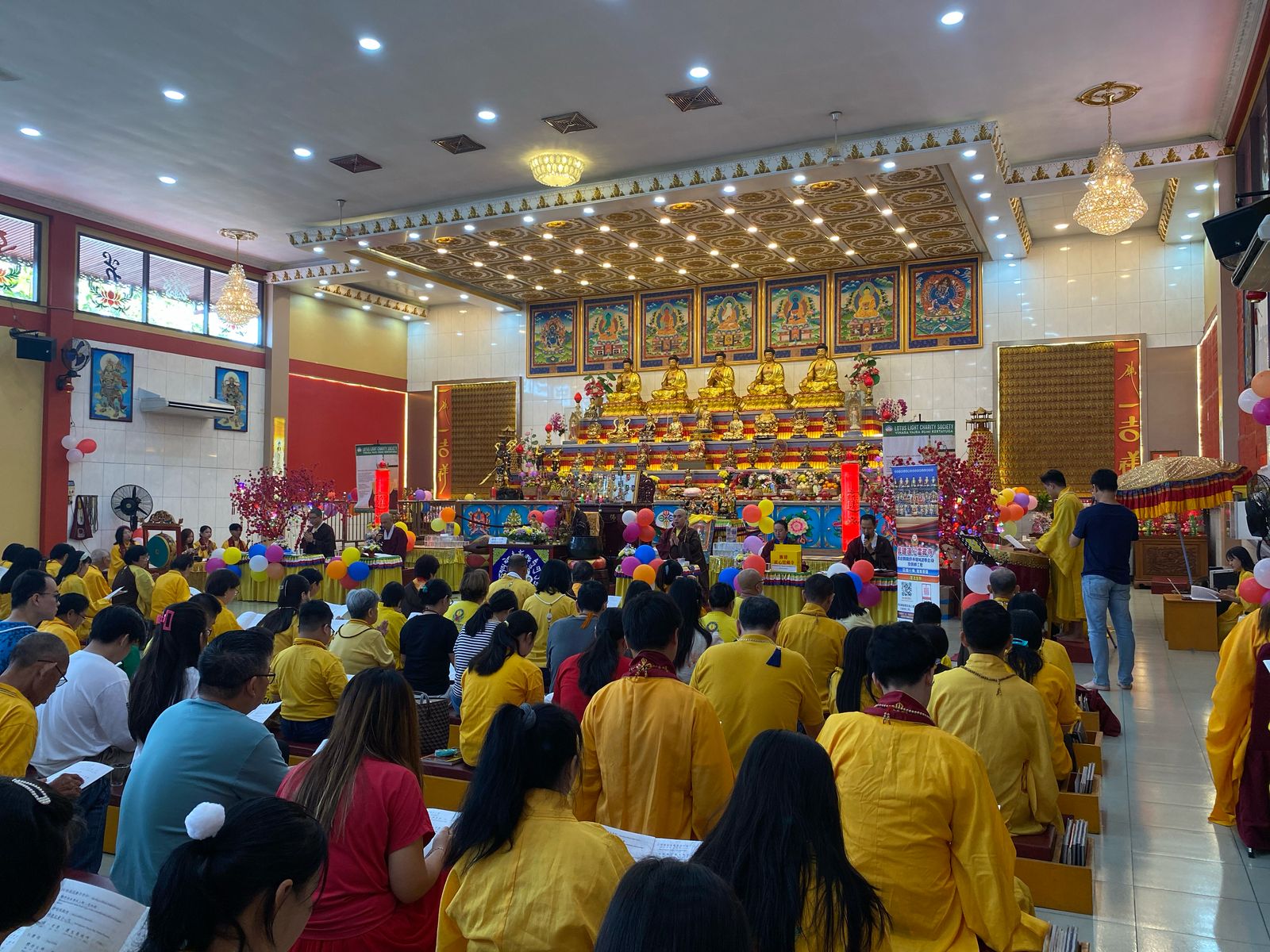 Suasana Perayaan Waisak 2569 BE/2025 di Vihara Vajra Bumi Kertayuga Pontianak