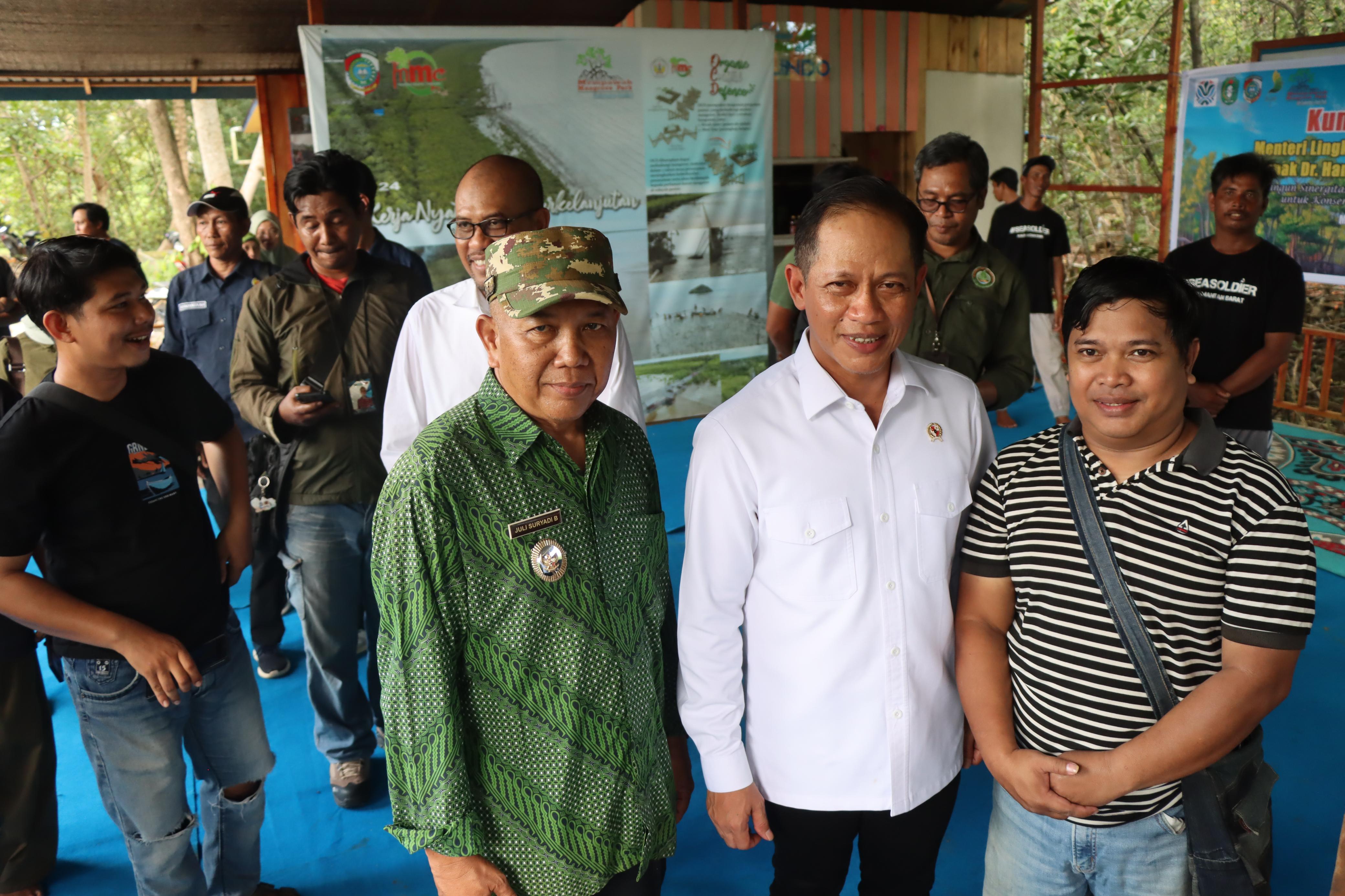 PWI Mempawah Dukung Program Pengembangan Ekosistem Mangrove Desa Pasir