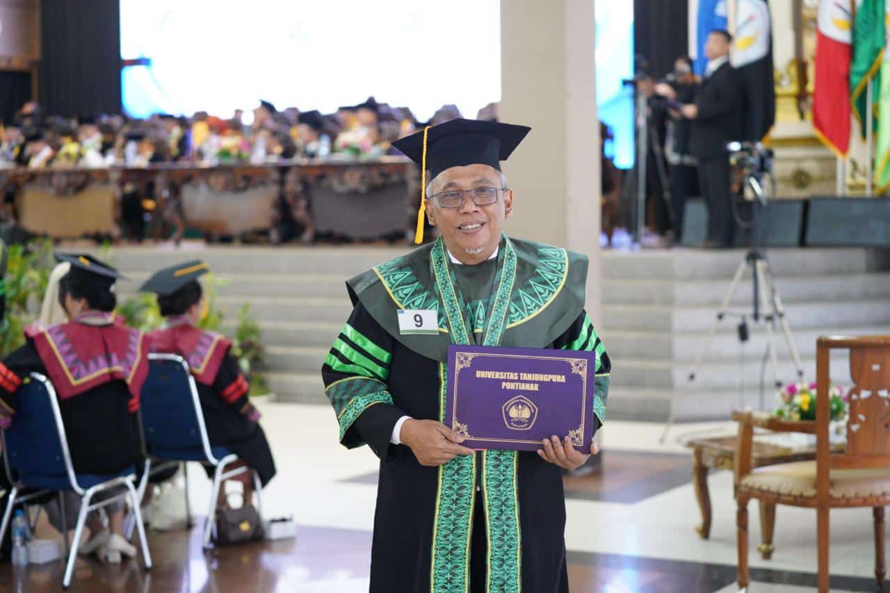 Resmi Sandang Gelar Doktor, Amirullah Ajak ASN Tanamkan Long Life Learning