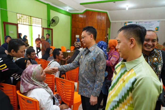 Pemkot Pontianak Salurkan Bantuan untuk 133 KK Korban Bencana, Edi Kamtono: Bangkit dan Terus Produktif!
