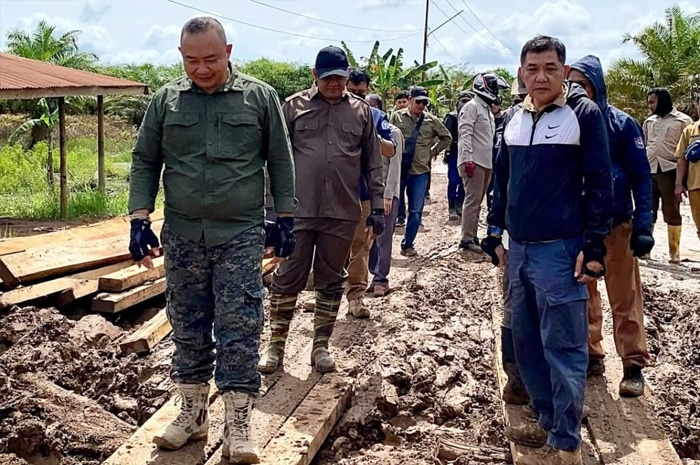 Bupati Ketapang Minta Percepatan Jalan Provinsi, Soroti Titik Kritis dan Dampak Ekonomi