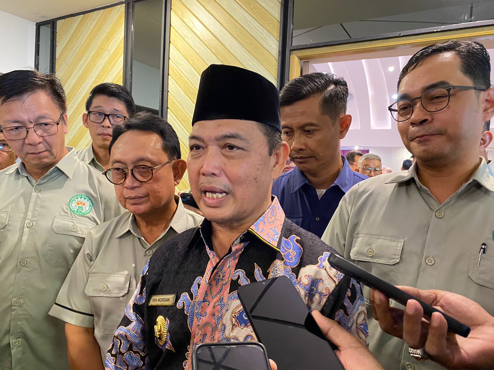 Ria Norsan Sebut Seluruh Ekspor Harus Lewat Pelabuhan Kijing