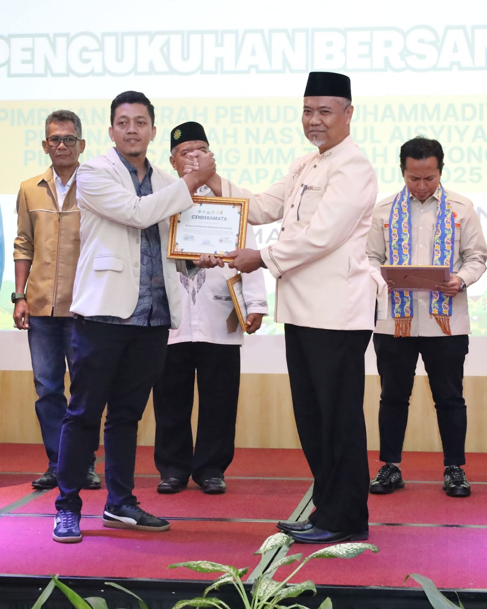 Pesan Pemerintah Daerah kepada Pengurus Angkatan Muda Muhammadiyah Ketapang