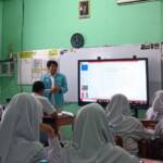 { \Illuminate\Support\Str::words($kategorix->post_title, 30, '') }}