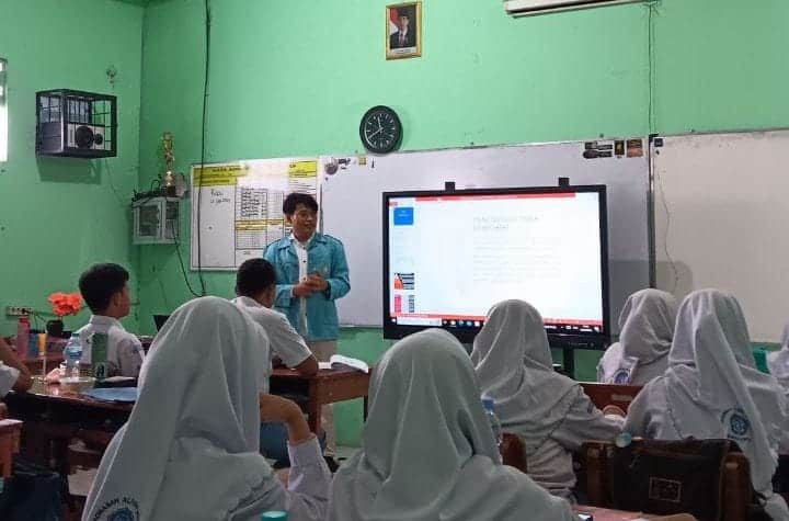 Pembelajaran Guru Inovatif Abad 21 sebagai Landasan Menuju Indonesia Emas 2045