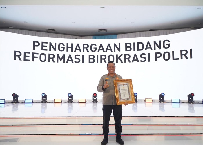 Kapolresta Pontianak Raih Penghargaan Pelayanan Publik Prima, Wali Kota: Bukti Sinergi Nyata!