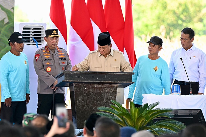 Prabowo Resmikan Gudang Jagung dan 18 Gudang Polri di 12 Provinsi, Langkah Konkret Hadapi Krisis Pangan