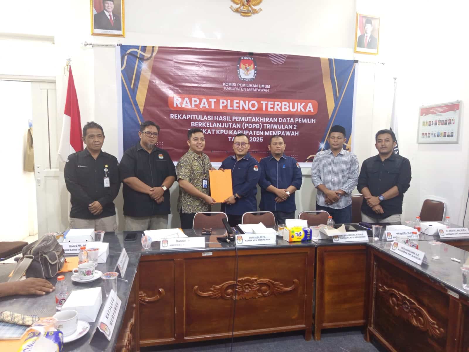 KPU Mempawah Gelar Pleno Pemutakhiran Data Pemilih Berkelanjutan, Lutfiadi: Total 212.811 Orang