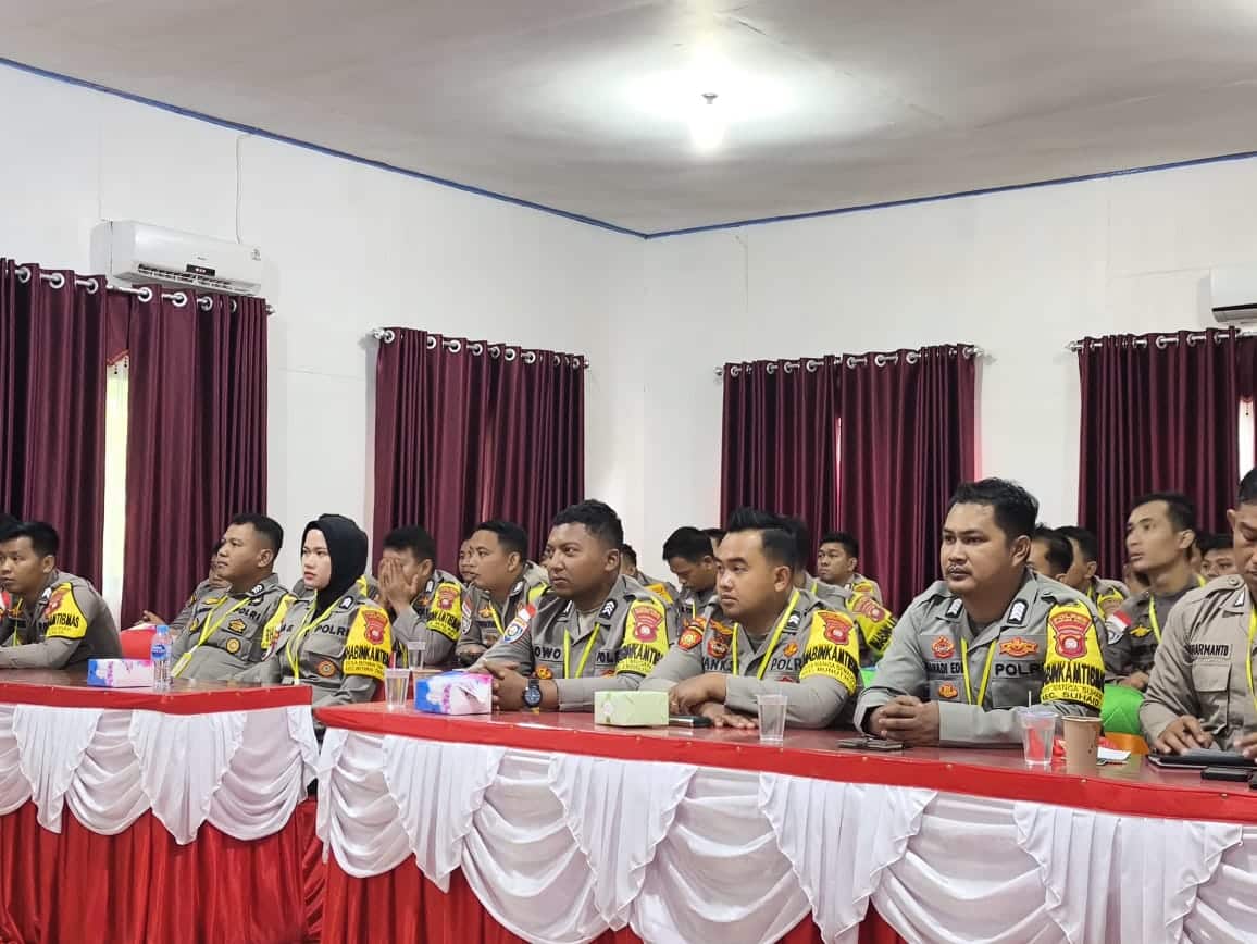 Sat Binmas Polres Kapuas Hulu Gelar Binteknis Bhabinkamtibmas