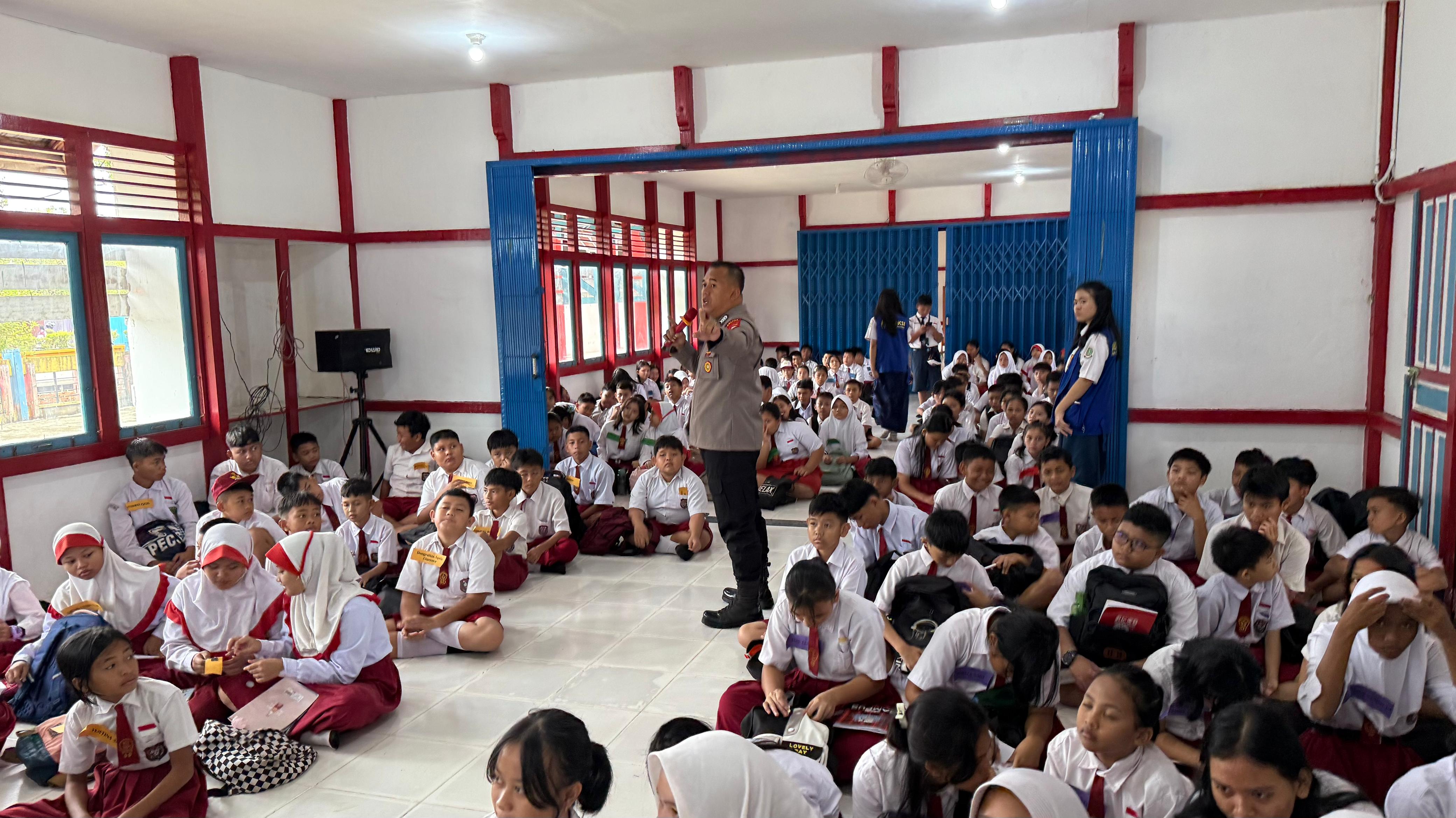 Cegah Perundungan dan Kenakalan Remaja, Polsek Putussibau Utara Gelar Penyuluhan di SMPN 1 Putussibau