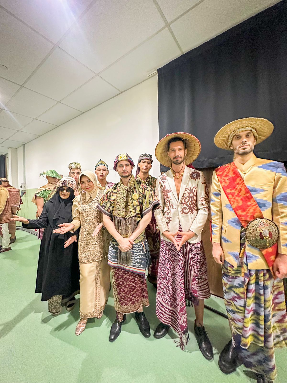 Ketua Dekranasda Kalbar Dorong Wastra Daerah Tembus Panggung Internasional