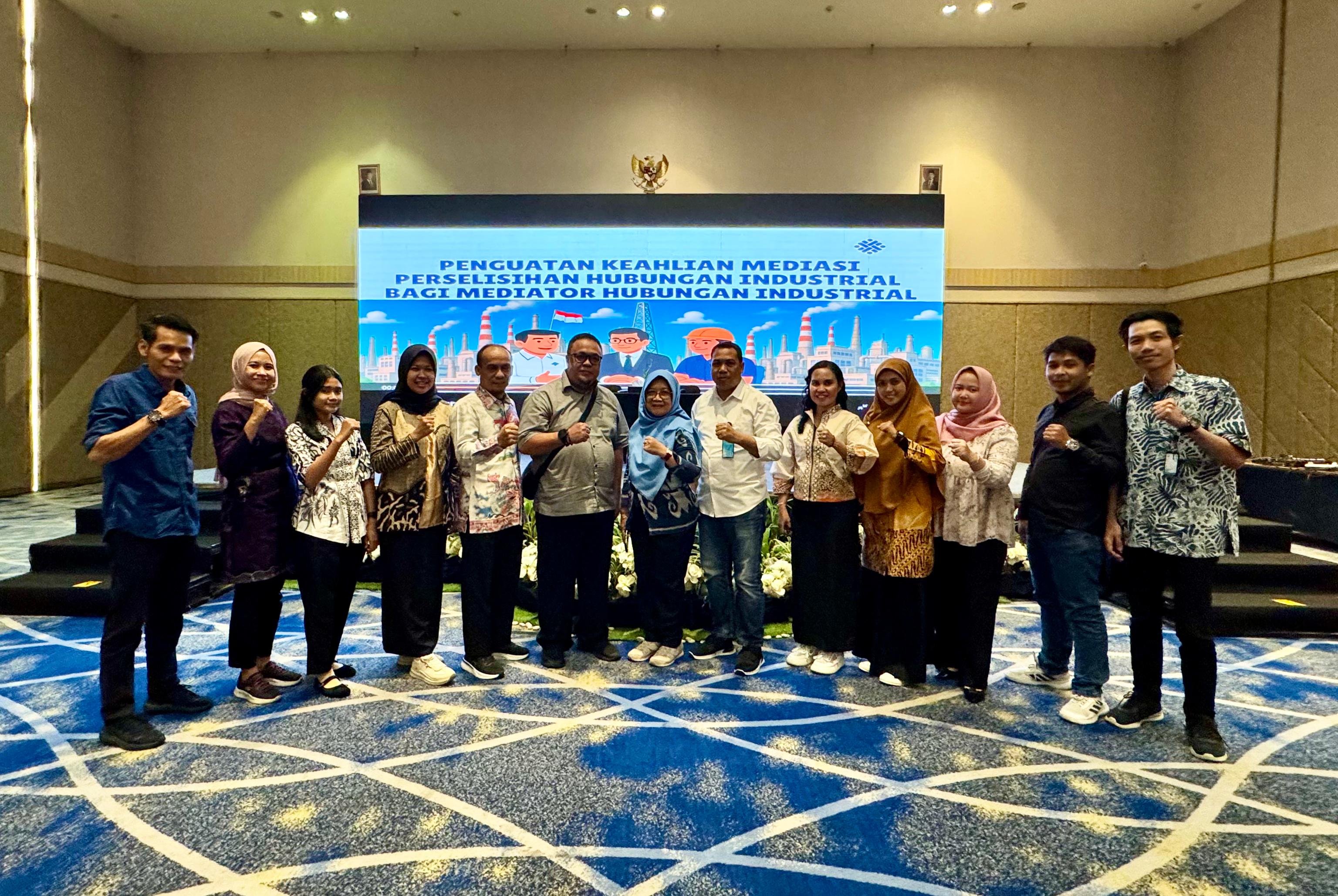 Mediator Kalbar Asah Kemampuan di Surabaya, Jawab Tantangan Dinamika Hubungan Industrial