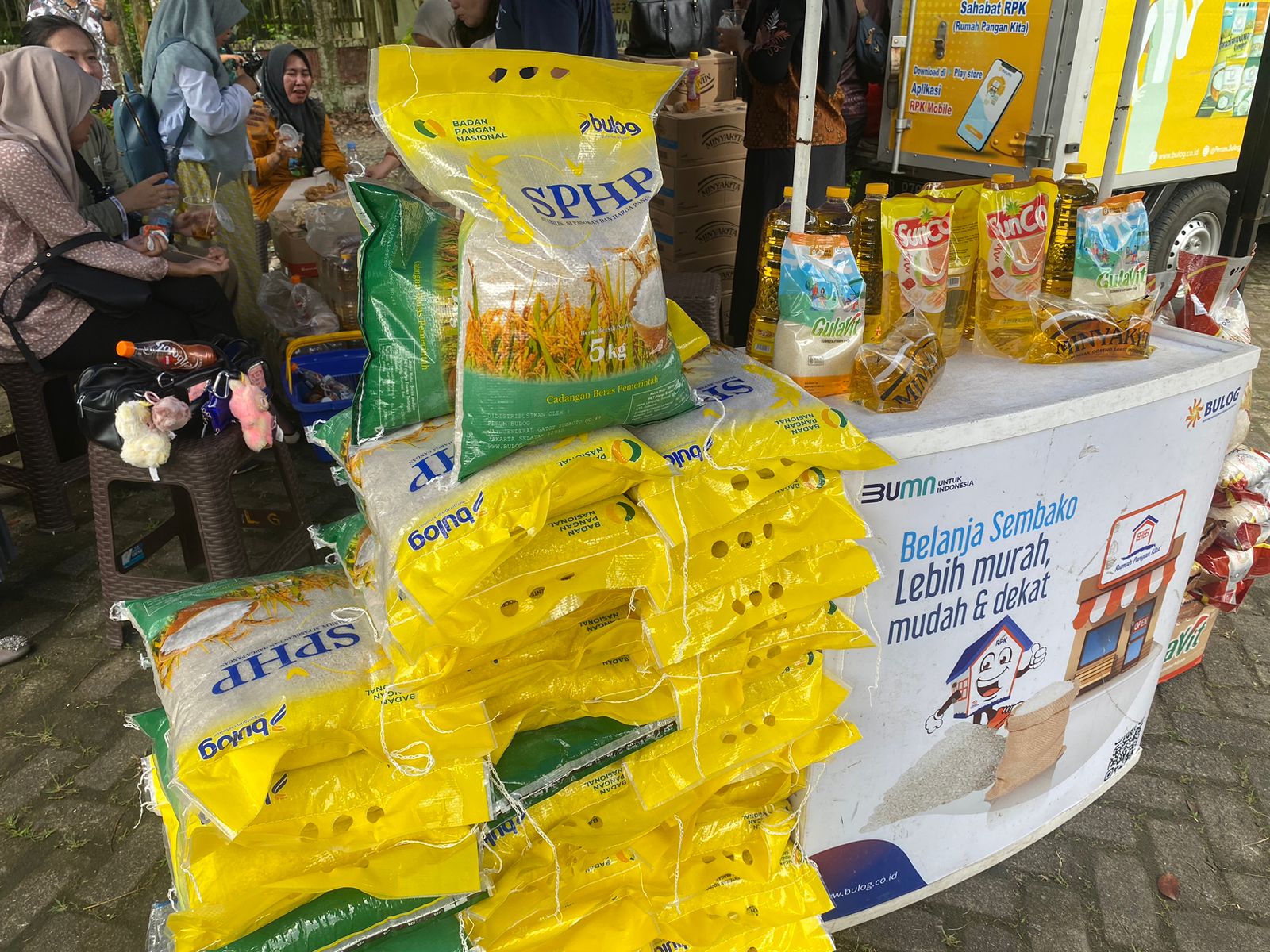 Bulog Pastikan Stok Beras SPHP di Kalbar Aman Hingga Desember 2025