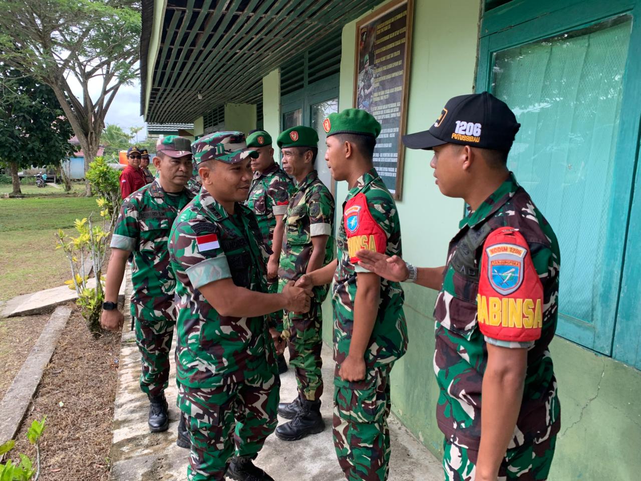 Dandim Putussibau Kunjungan Kerja Perdana ke Koramil, Tekankan 6 Hal Ini