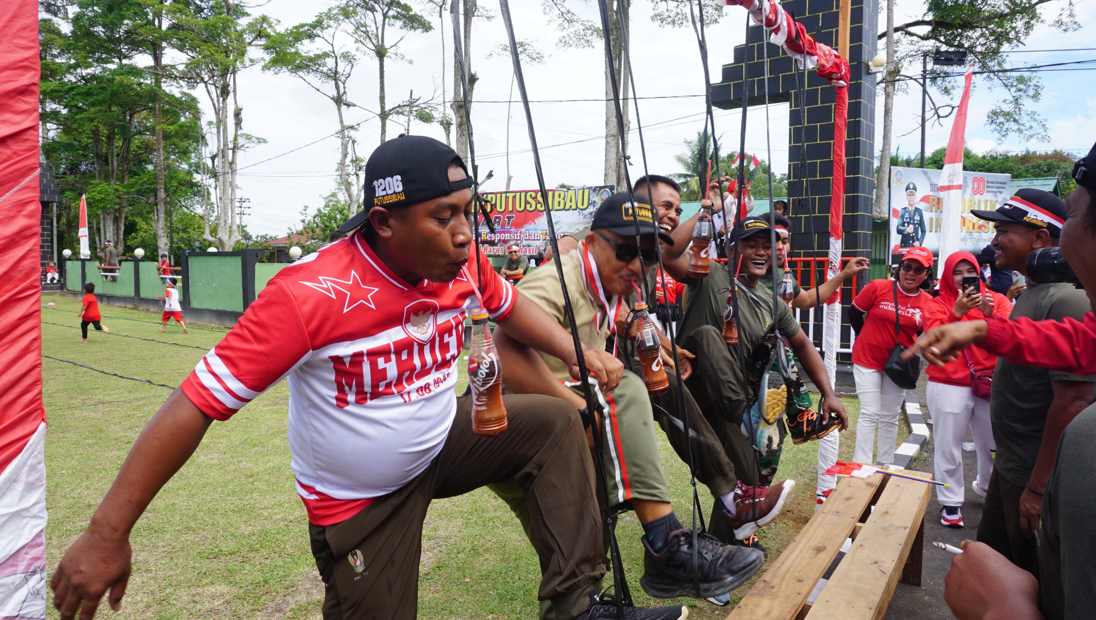 Meriahnya Perlombaan HUT Kemerdekaan Republik Indonesia ke-80 di Kodim Putussibau