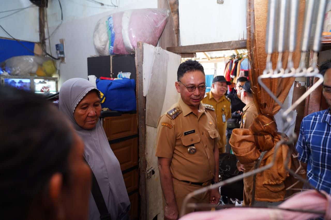 Edi Pastikan Bedah Rumah Norma di Gang Alpokat Indah Dimulai September