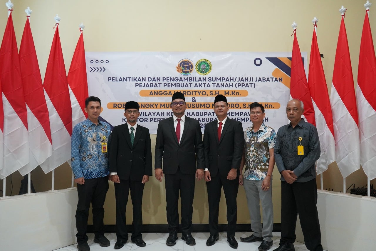 Kepala Kantah Mempawah Lantik Dua PPAT: Jalin Sinergi Demi Kelancaran Tugas