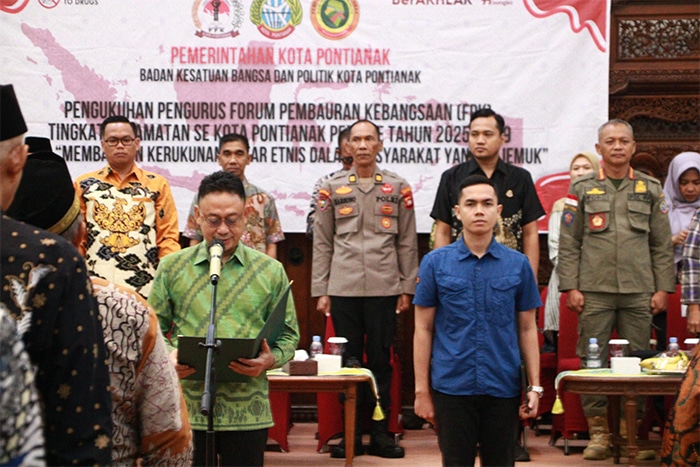 Wali Kota Edi Kukuhkan Pengurus FPK Kecamatan se-Pontianak, Ajak Warga Jaga Harmoni Kota Multikultural