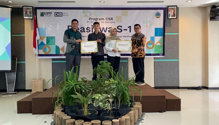 DIB Dukung Mahasiswa Desa Pelapis Jadi Agen Perubahan Kayong Utara Lewat Beasiswa