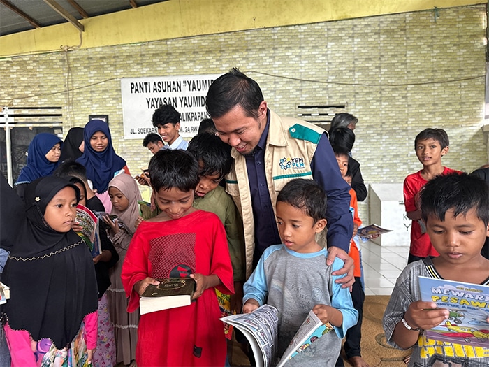 Hari Pelanggan Nasional, PLN Tebar Kepedulian di Panti Asuhan Yaumiddin Balikpapan