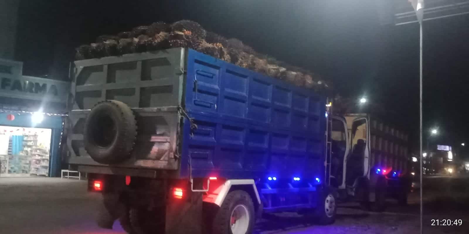 Pemkab Kayong Utara Soroti Tonase Dump Truk Berlebihan