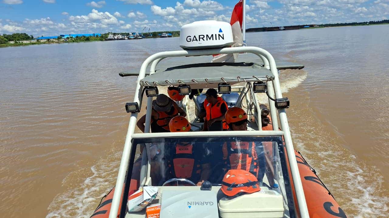 Tim SAR Gabungan Terus Lakukan Pencarian Kru TB Kapuas Bahari yang Hilang