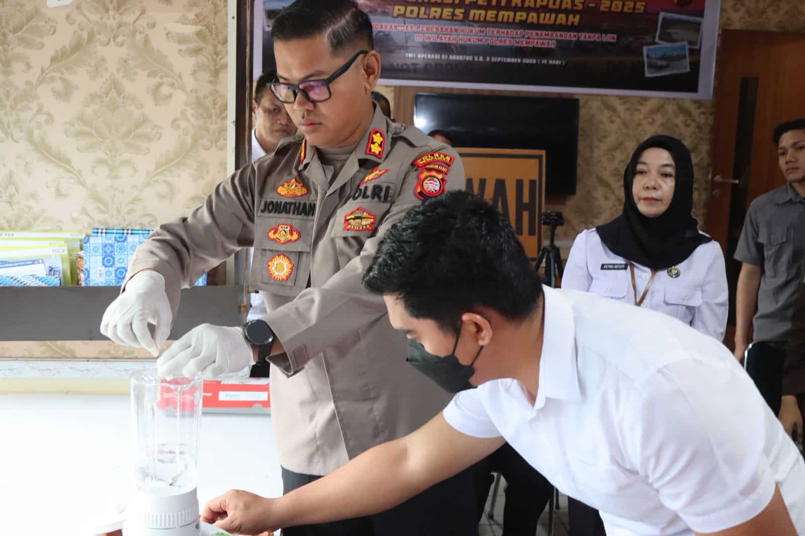 Polres Mempawah Blender 72 Gram Sabu dari Empat Kasus Narkotika