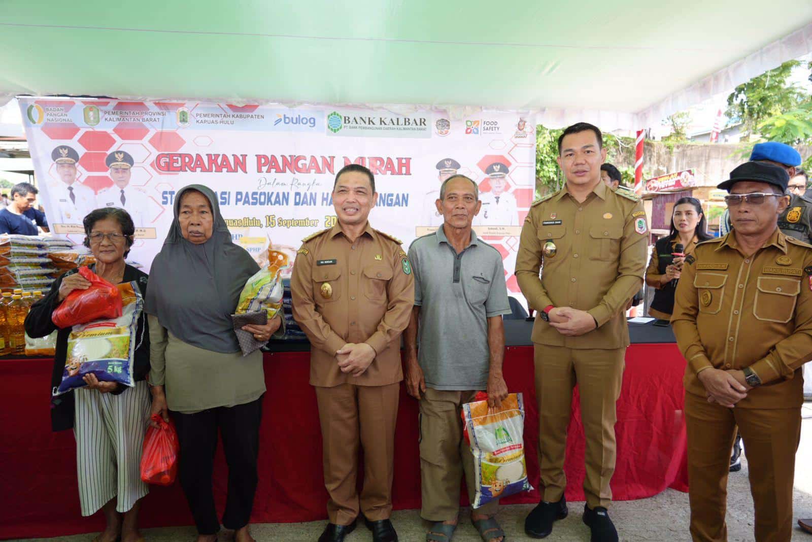 Gubernur Kalbar Ria Norsan Buka Gerakan Pangan Murah di Kapuas Hulu