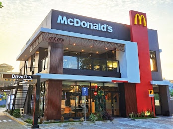 Konsisten Dukung Perekonomian Daerah dan Ciptakan Lapangan Kerja, McDonald’s Indonesia Kini Hadir di Kota Pontianak