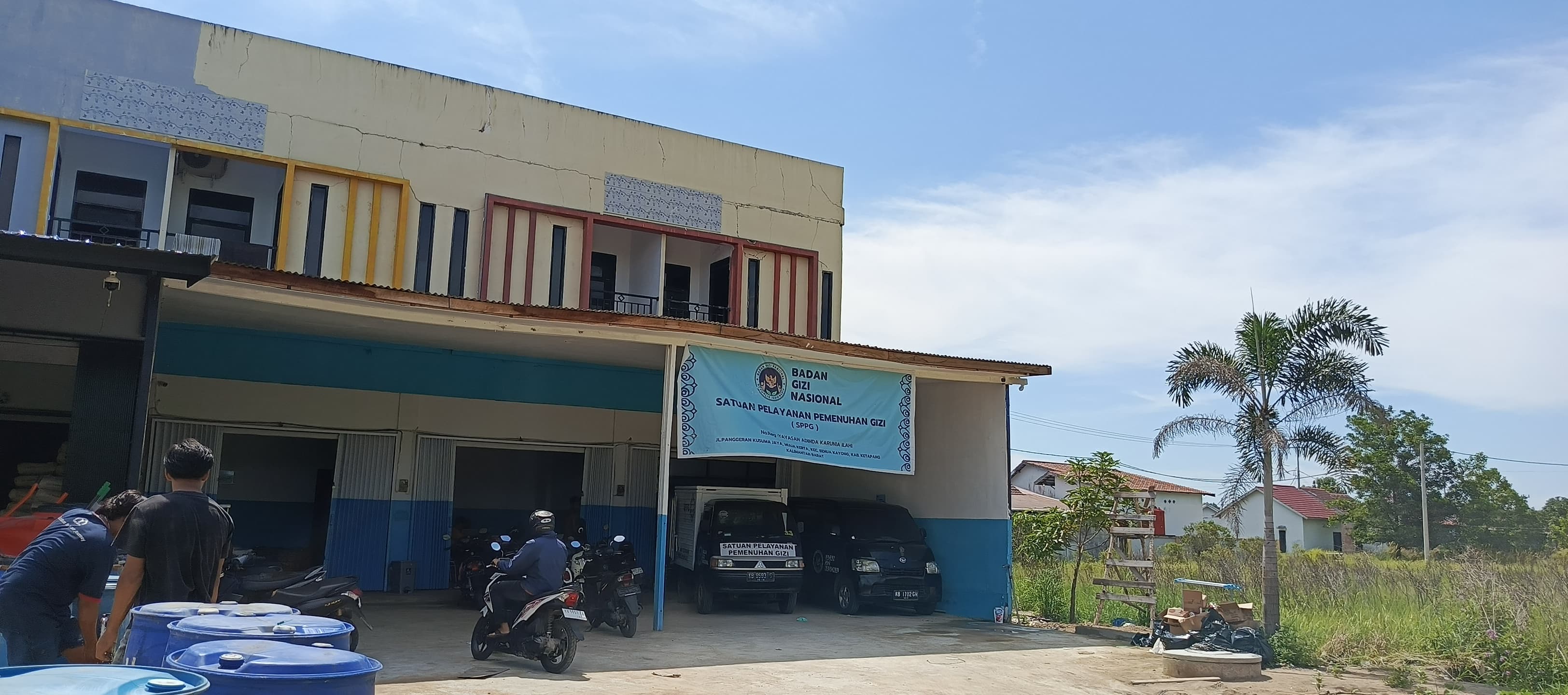 Kepala Dapur MBG di Ketapang Dinonaktifkan Usai Puluhan Siswa Keracunan