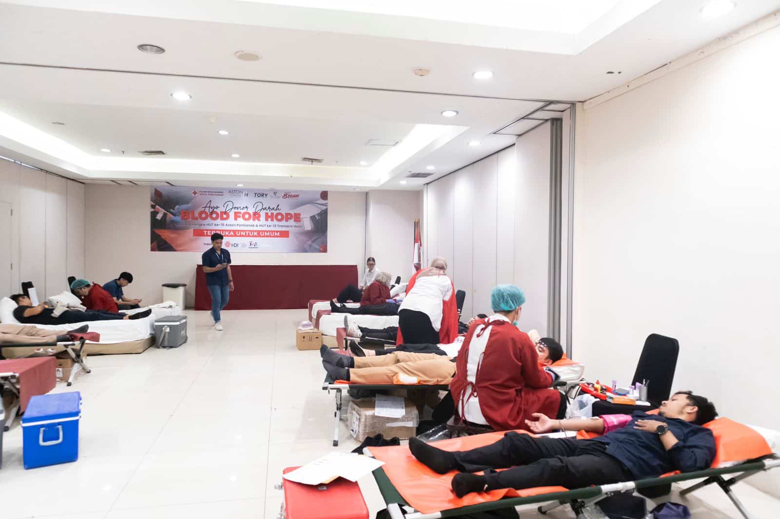 Aston Pontianak dan Transera Hotel Ajak Masyarakat Jadi Pahlawan Kemanusiaan Lewat Donor Darah