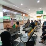 { \Illuminate\Support\Str::words($kategorix->post_title, 30, '') }}