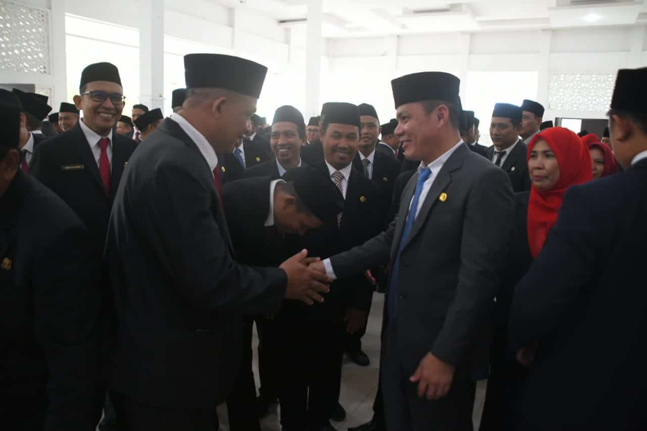 Bupati Romi Lantik 131 Pejabat Administrator dan Pengawasan: Tekankan Penguatan Birokrasi dan Pengabdian