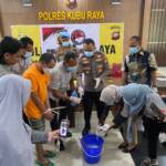 { \Illuminate\Support\Str::words($kategorix->post_title, 30, '') }}