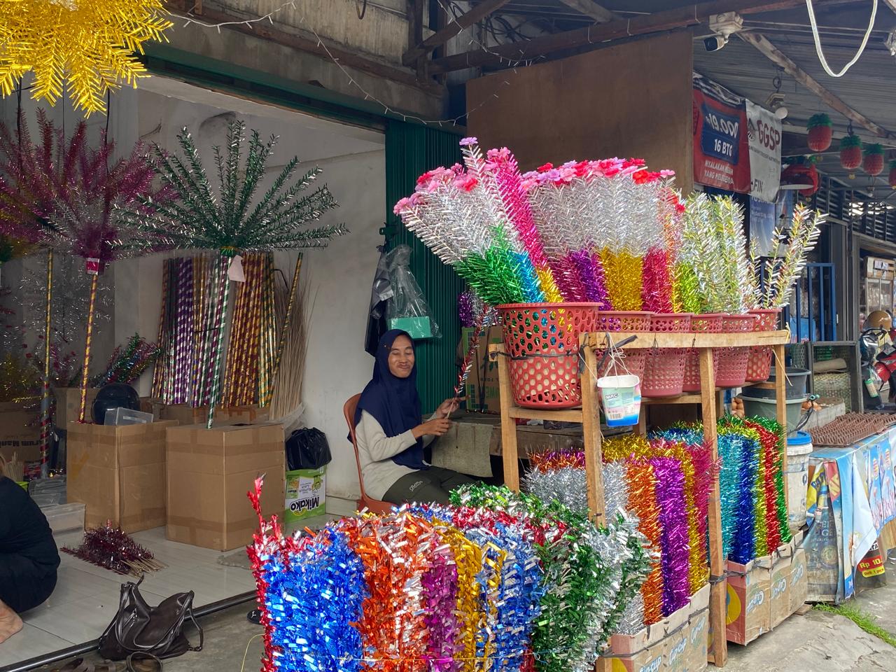 Kisah Penjual Manggar di Pontianak, Berawal Bantu Tugas Sekolah Anak