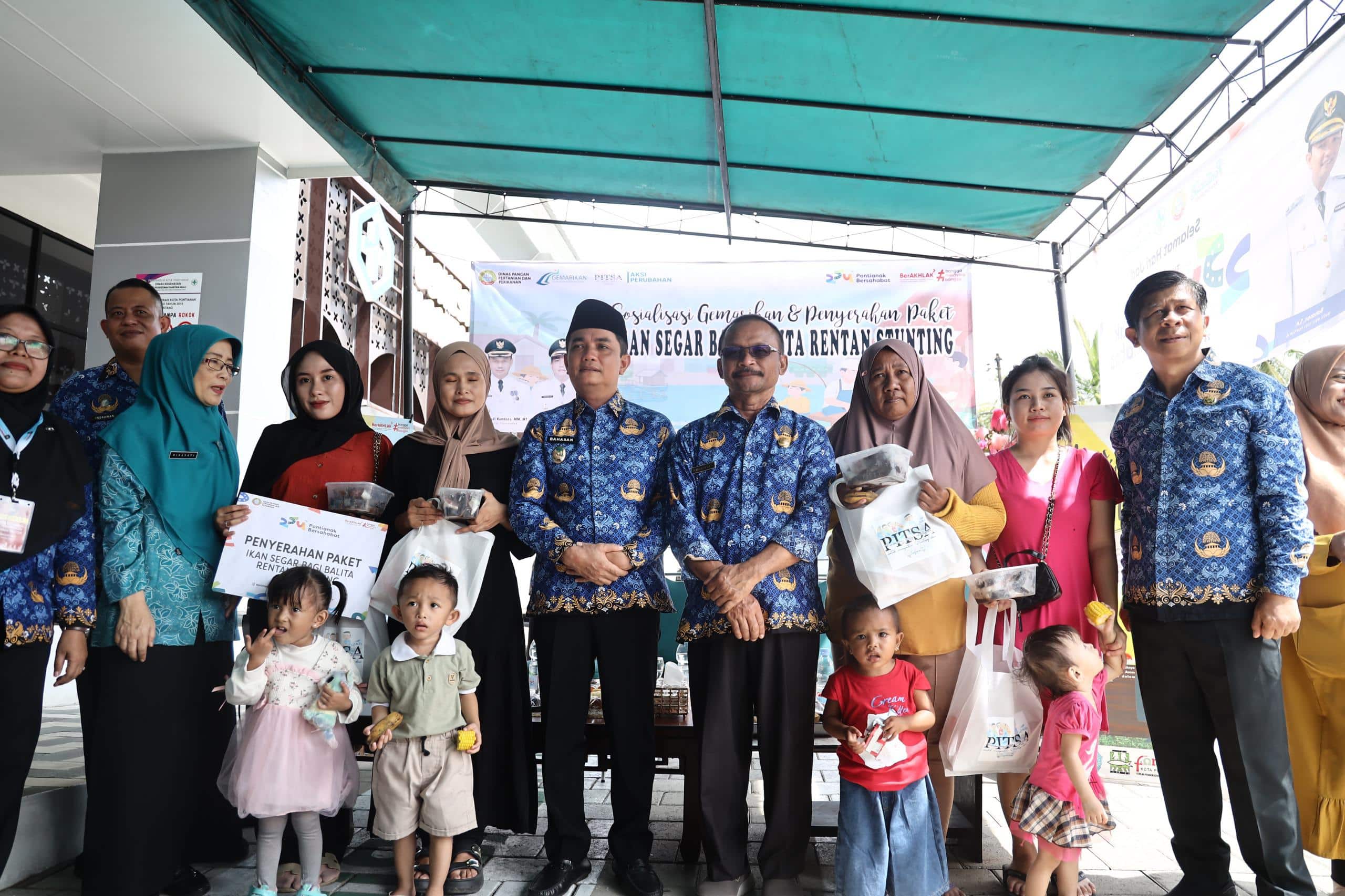 Tekan Stunting, Pemkot Pontianak Salurkan 40 Paket Ikan Segar ke Puskesmas Siantan Hulu