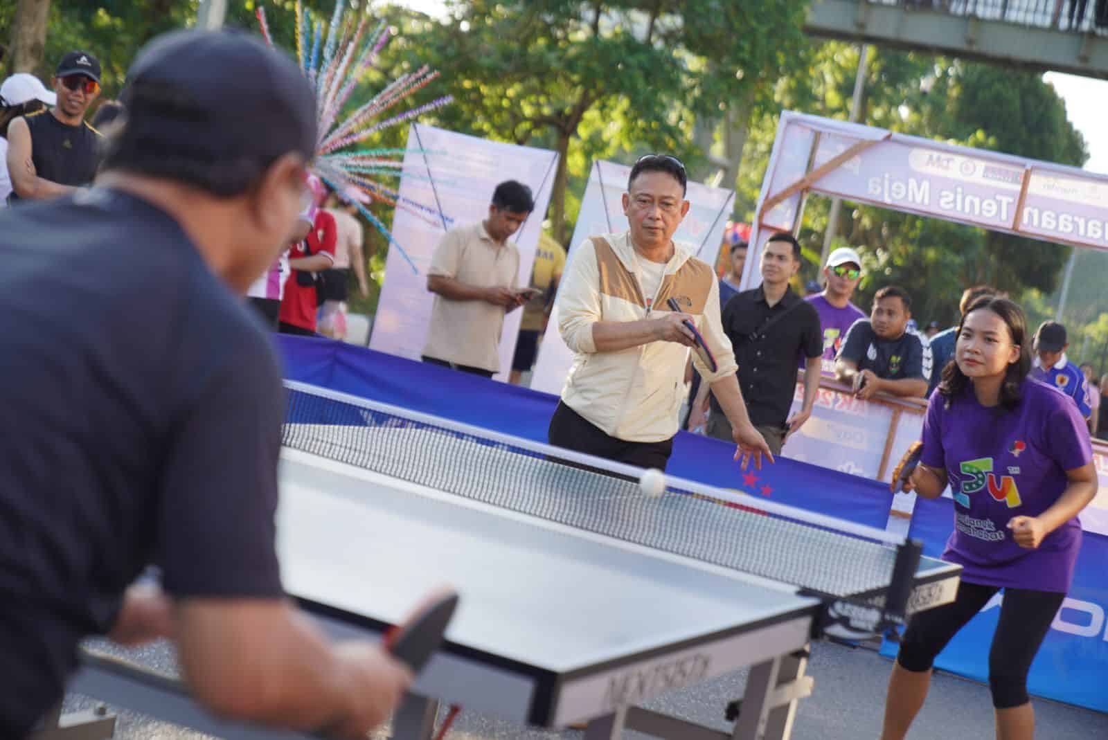 Meriahkan Hari Jadi Pontianak, Edi Kamtono Ikut Unjuk Kebolehan di Road to Pingpong Car Free Day