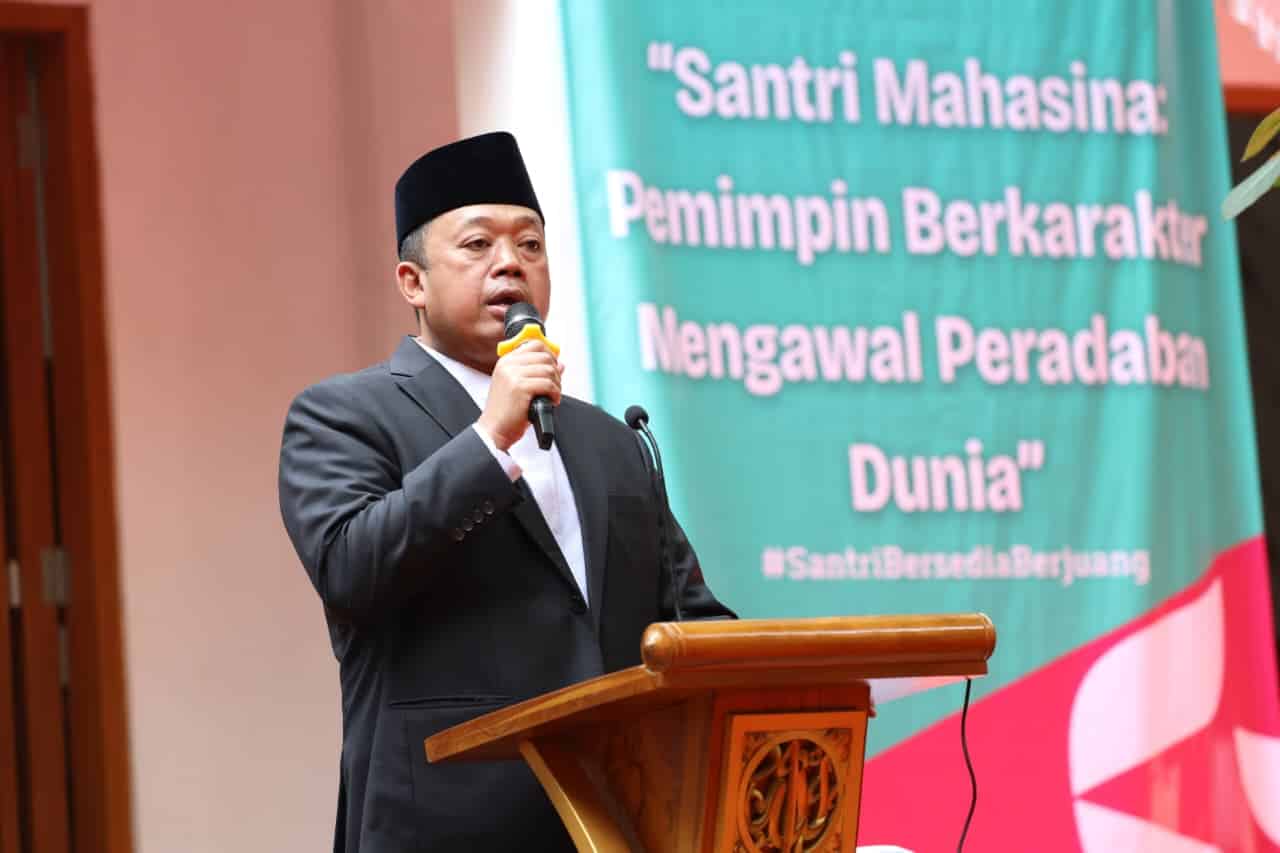 Peringati Hari Santri Nasional 2025, Menteri Nusron: Jadilah Generasi yang Menyejahterakan Rakyat Indonesia