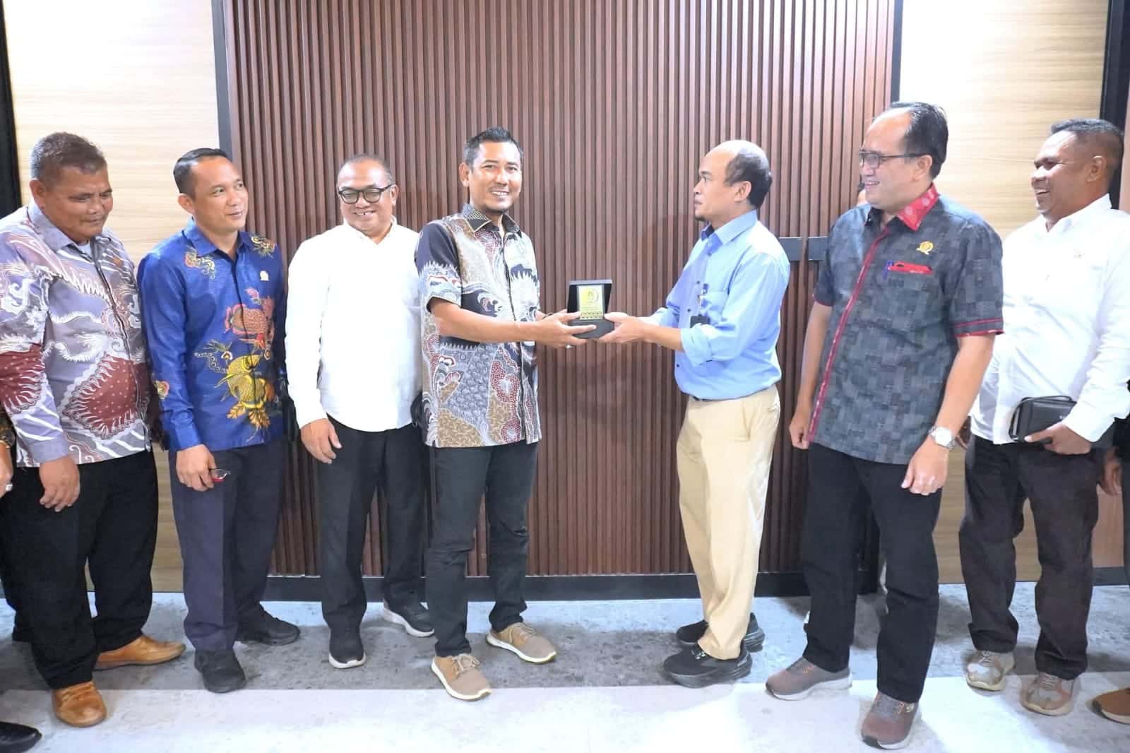 DPRD Ketapang Temui Direktorat Minerba ESDM RI, Dorong Penetapan Wilayah Tambang Rakyat