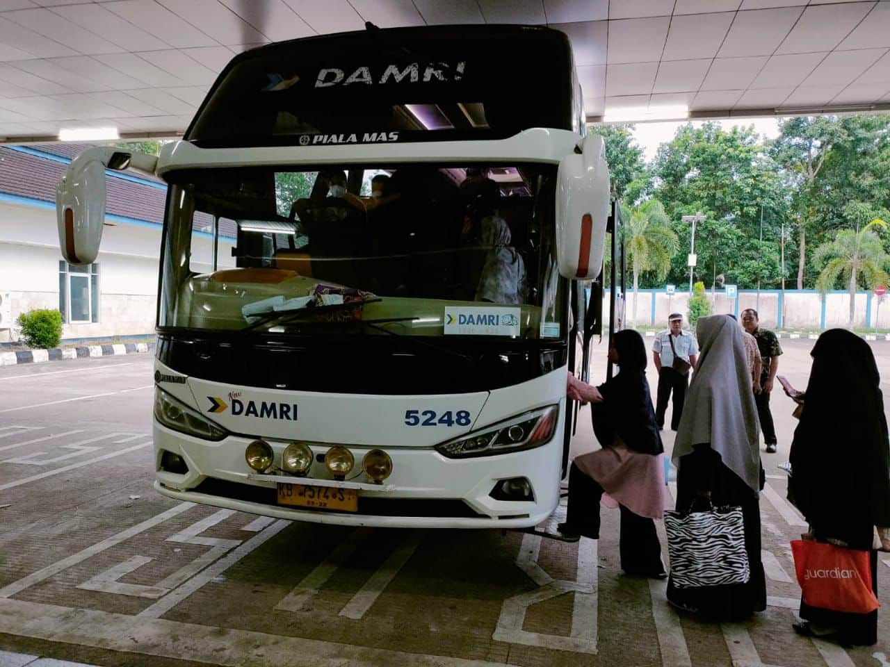 Damri Buka Rute Pontianak - Palangkaraya Tanpa Transit, Harga Tiket Rp 725.000