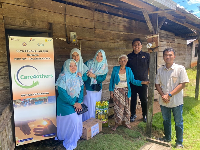 PLN Hadir untuk Rakyat Lewat Bantuan Bahan Baku Makanan di Kotawaringin Barat