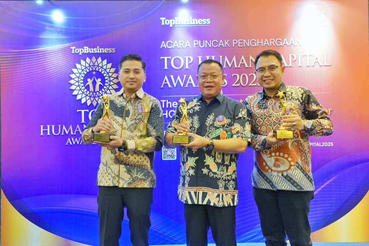 Bank Kalbar Raih Tiga Penghargaan Nasional Sekaligus di Ajang Top Human Capital Awards 2025