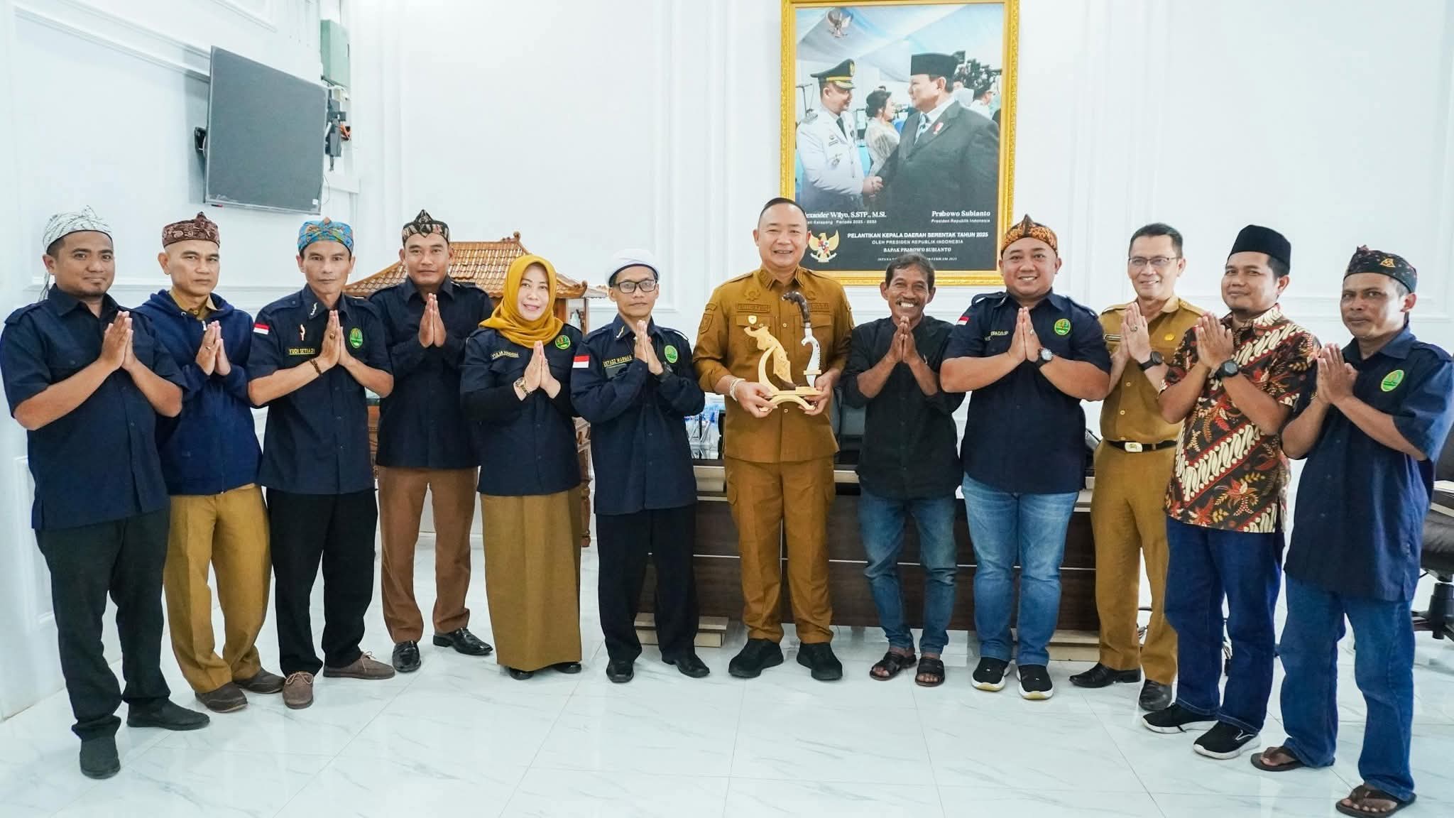 Bupati Ketapang Terima Silaturahmi Paguyuban Pasundan, Dukung Pagelaran Seni dan Kuliner Sunda