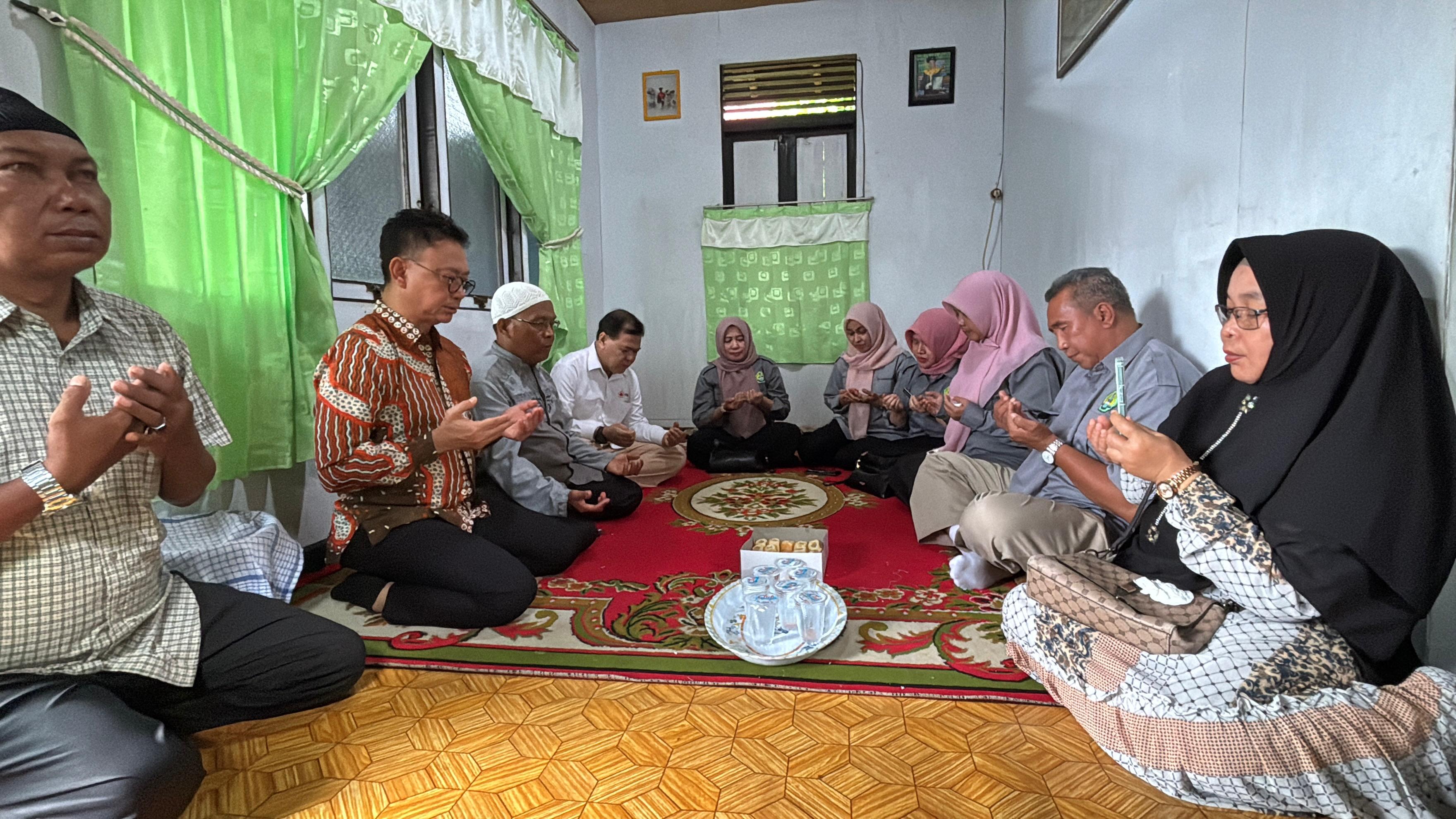Wako Edi Takziah ke Rumah Duka Korban Kecelakaan Tronton di Tanjungpura