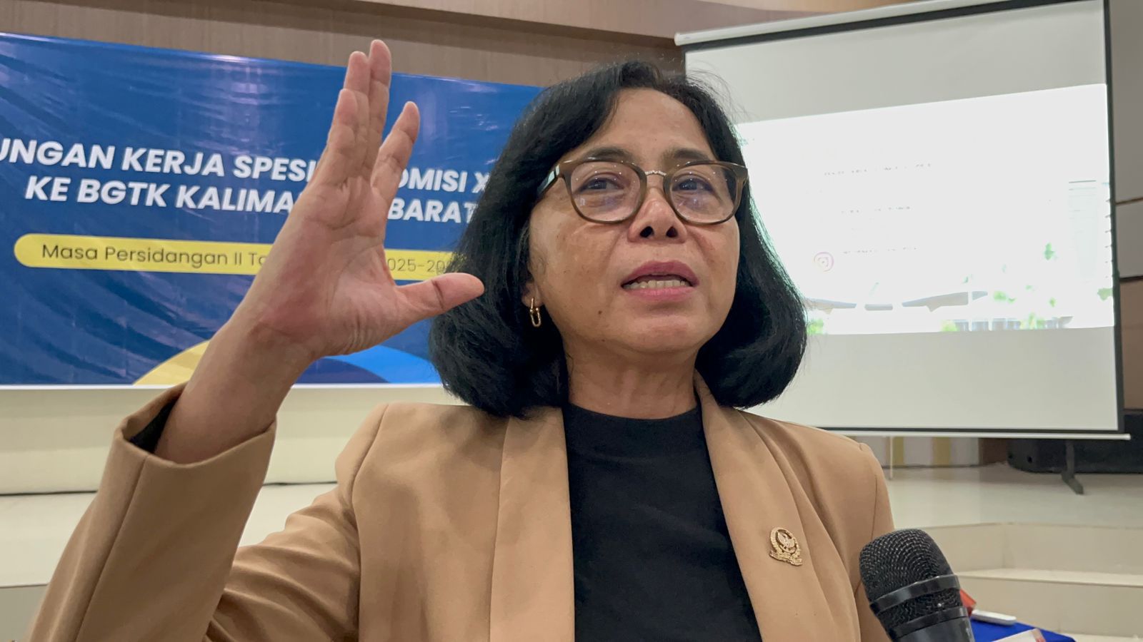 Wakil Ketua Komisi X DPR RI Tegaskan Isu Penghapusan Tunjangan Guru Tidak Benar