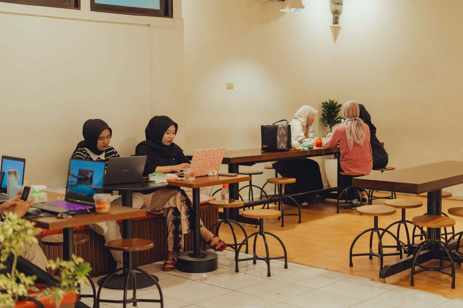 Data Agustus 2025, Jumlah Warkop dan Coffee Shop di Pontianak Tembus 1.035