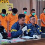 { \Illuminate\Support\Str::words($kategorix->post_title, 30, '') }}