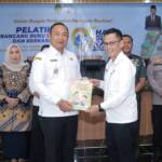 { \Illuminate\Support\Str::words($kategorix->post_title, 30, '') }}