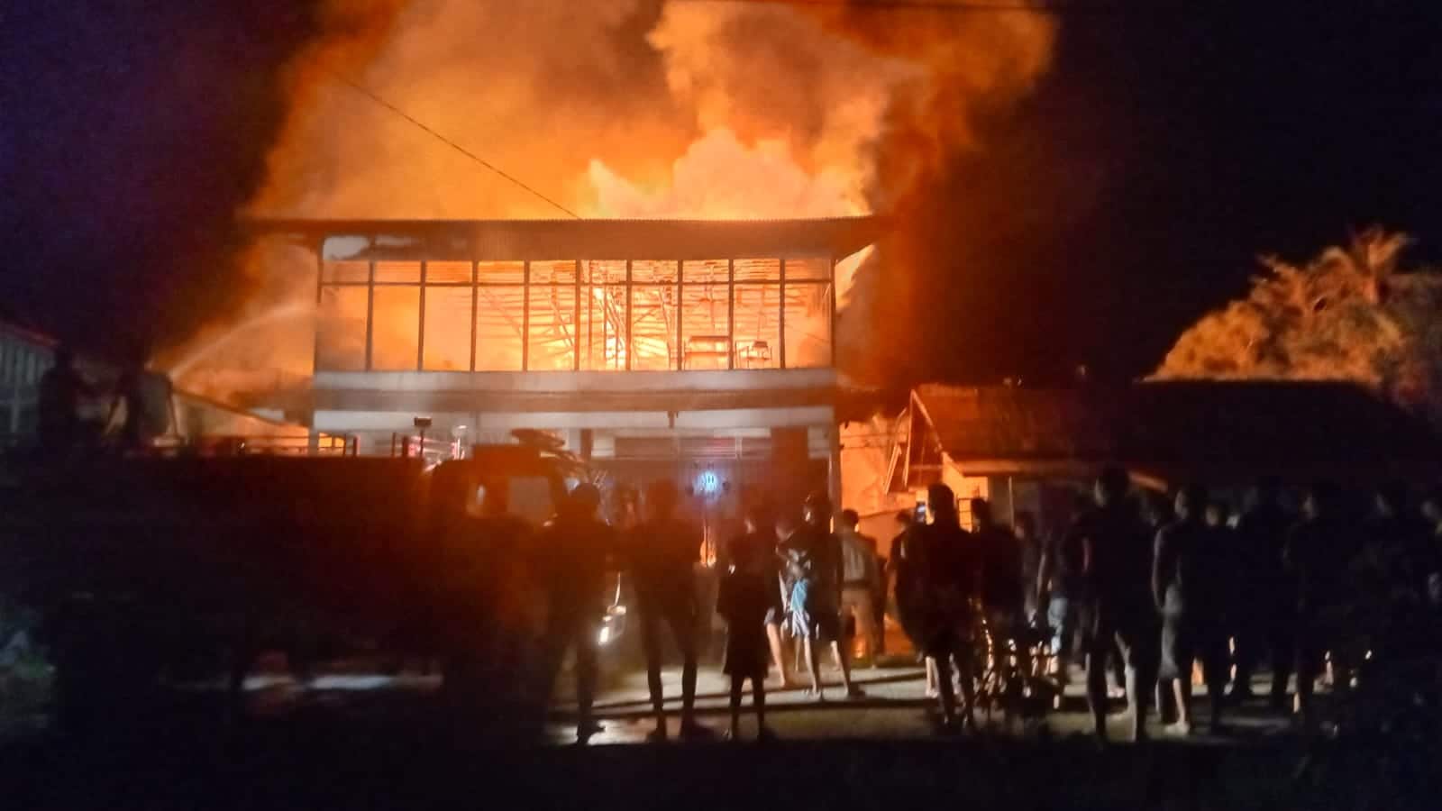 Kebakaran Pasar Merdeka, Hanguskan 9 Ruko dan 1 Rumah Warga